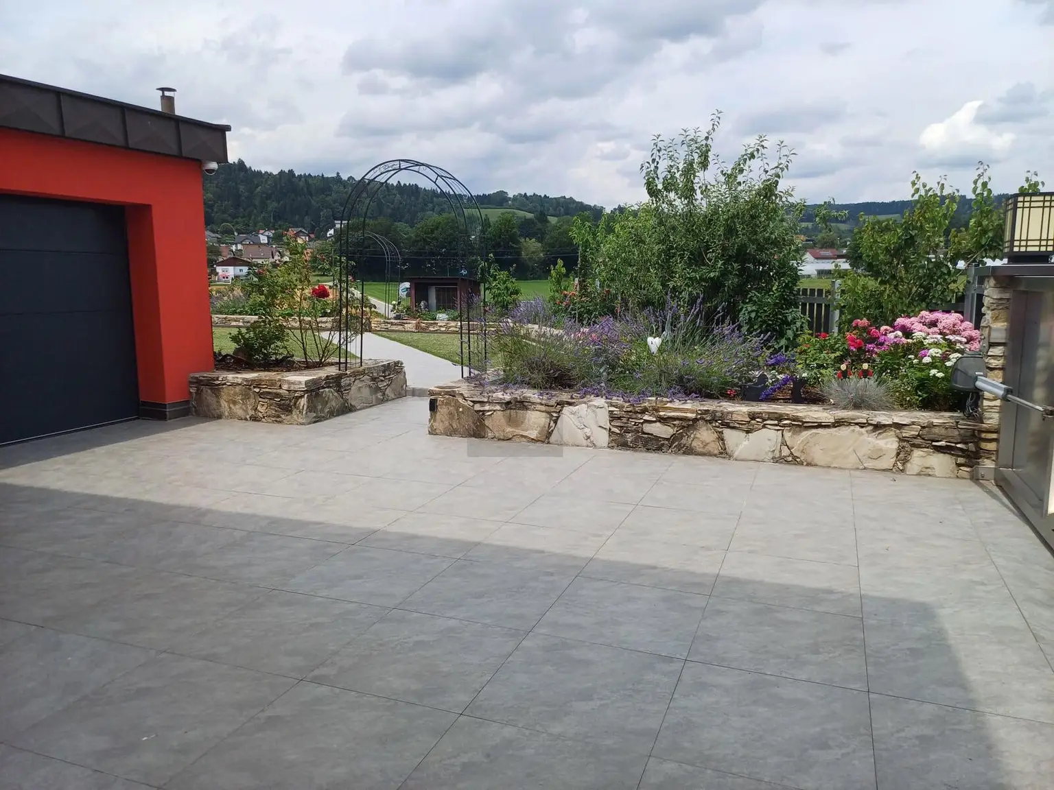 LANDHAUSVILLA MIT WELLNESSOASE