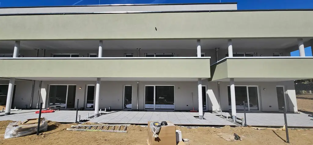 Barrierefreie NEUE 3-Zimmer-Wohnung mit Loggia