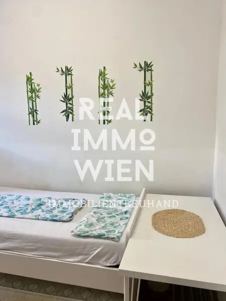 Hervorragende Anlage 5 Zimmer WG mit Stil im Gründerzeithaus
