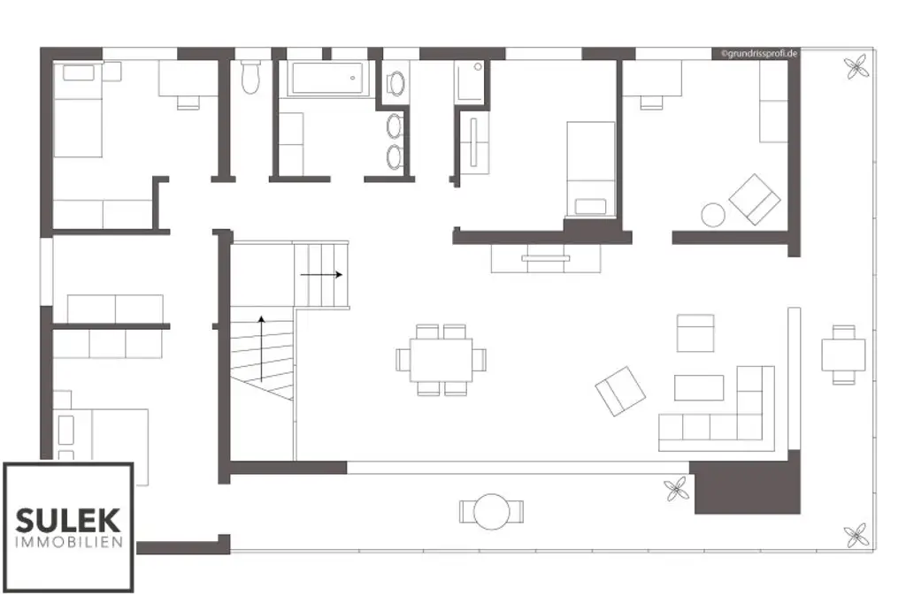Erstbezug nach Sanierung: Großes Einfamilienhaus in einzigartiger Lage mit Weitblick und vielen Zimmern, Blick ins Grüne und in absoluter Ruhelage