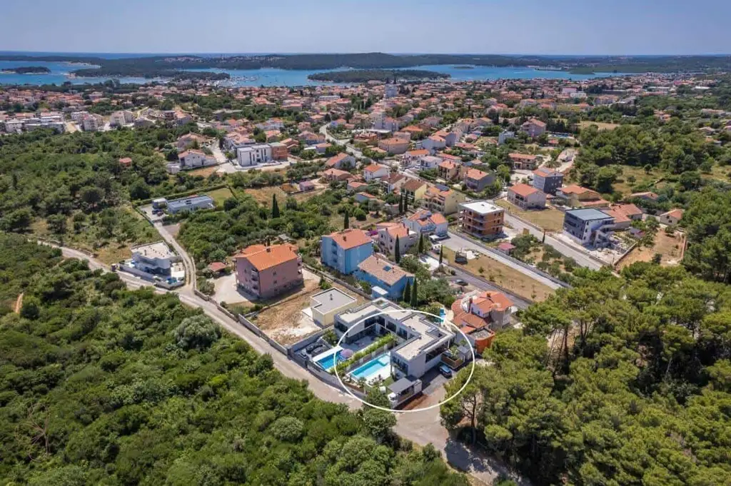 New Villa Medulin – Moderner Luxus in Küstennähe mit Renditepotenzial