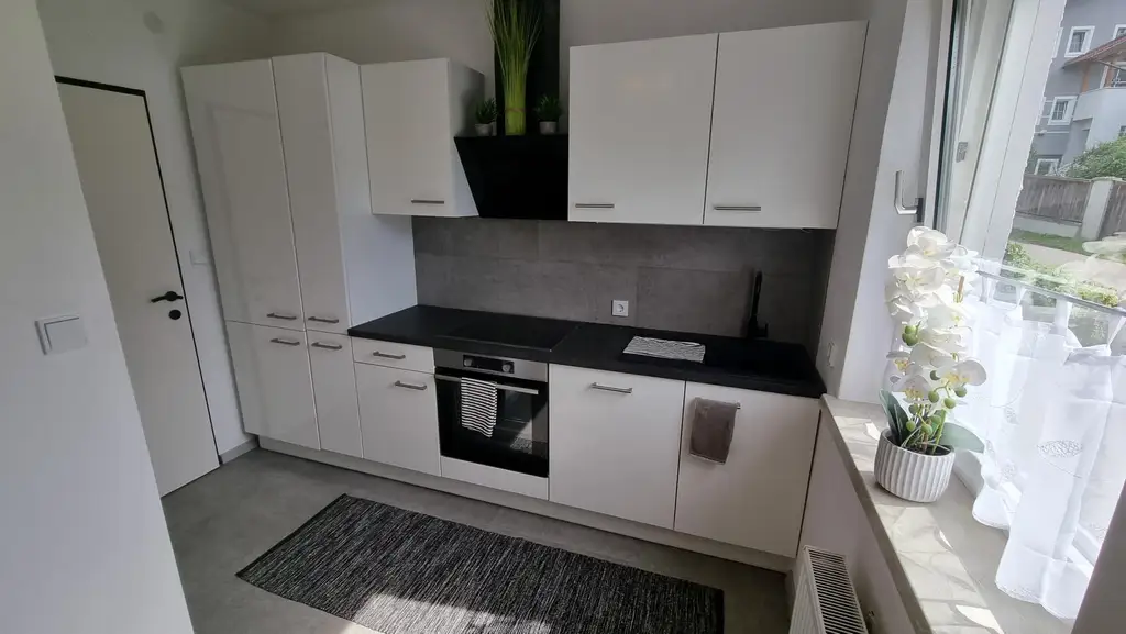 Charmantes Einfamilienhaus in ruhiger Grünlage – innen renoviert und bezugsbereit
