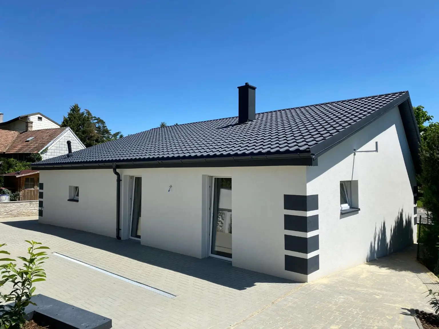 Hübsches Landhaus mit wunderbarem Garten zu vermieten!
