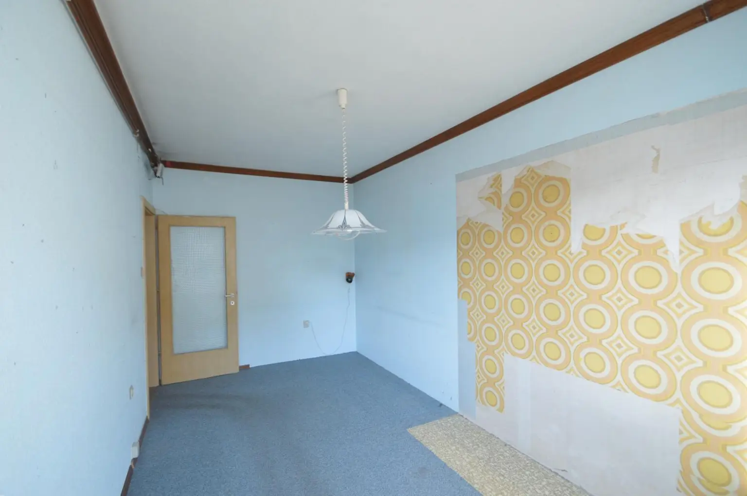 Raum mit 70er-Rückblick