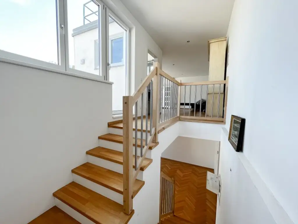 DACHTERRASSENMIETE, Nähe Börse / Rudolfsplatz - teilmöbliert