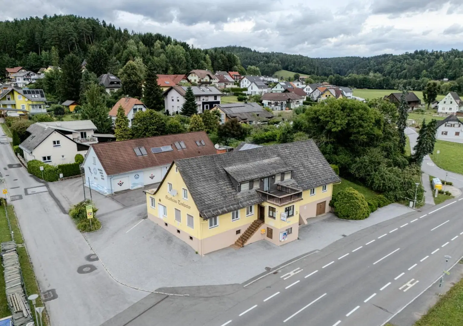 Beliebtes Traditionsgasthaus mit viel Potenzial – Gasthaus „Tonipeter“ in Voitsberg-Lobming steht zum Verkauf
