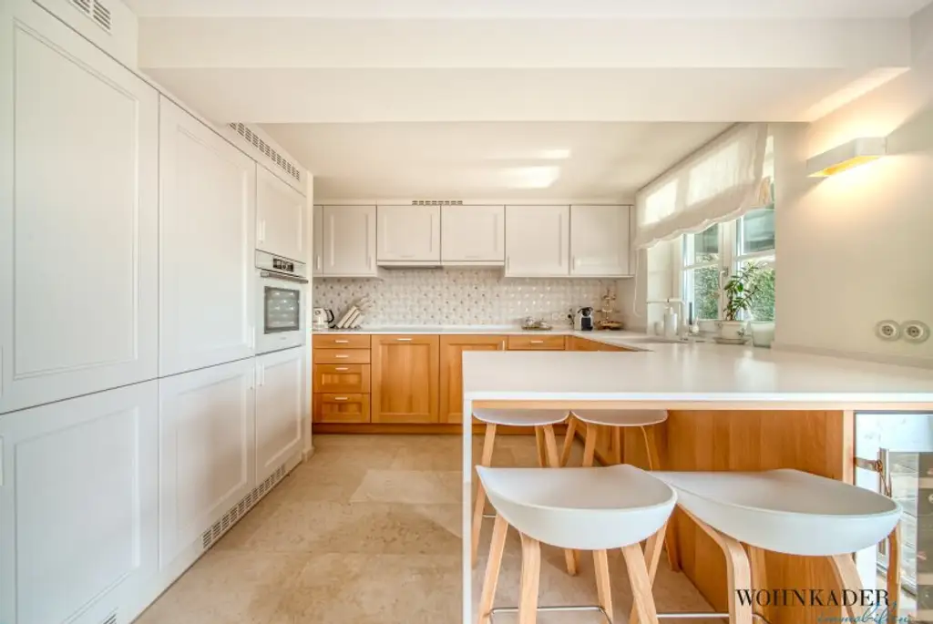 Exklusives Traumhaus zur Miete mit Panoramablick auf die Weinberge