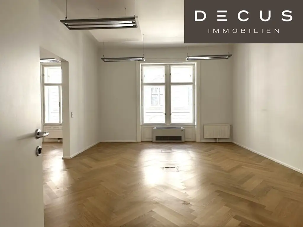 + + + REPRÄSENTATIVER ALTBAU + + + TOP CITY LAGE + + + 10 Räume + + +