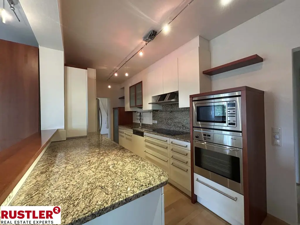 Eine Wohnung wie keine Zweite: Garten, Wohlgefühl und Größzügigkeit