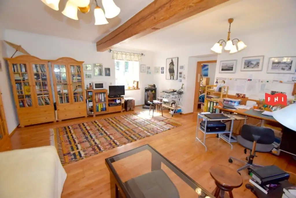 Bauernhausidylle im Wienerwald nahe dem Naturpark Föhrenberge