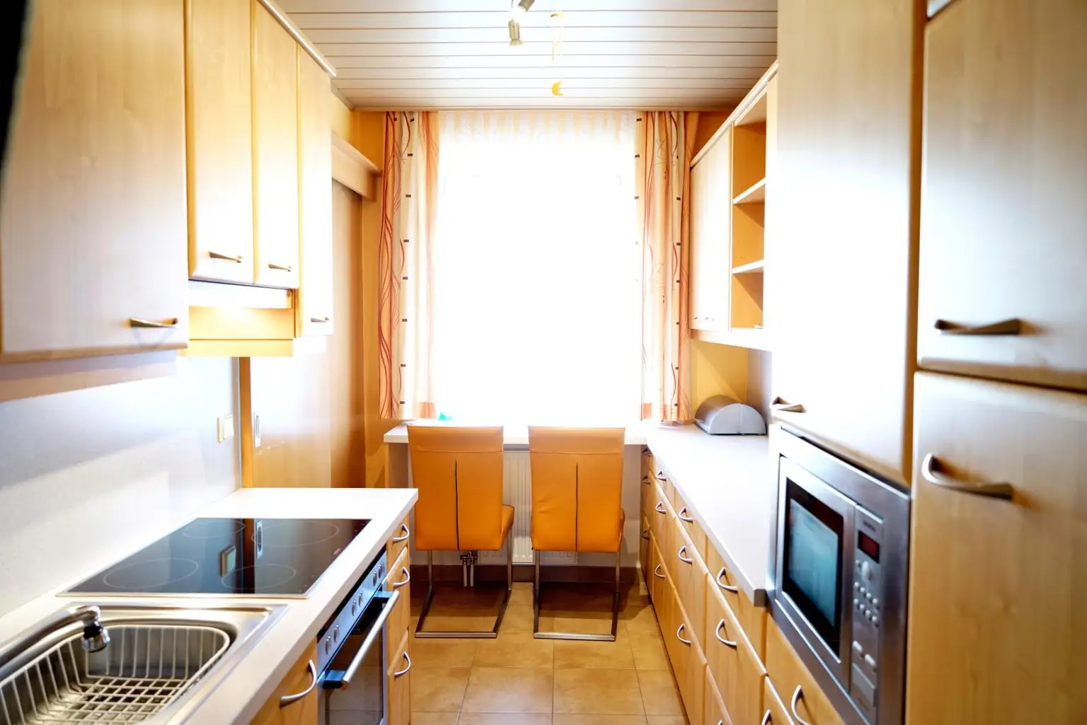 Preisreduktion! Berndorf bei Baden - Top-gepflegte 2 1/2 Zimmer-Wohnung mit Loggia!