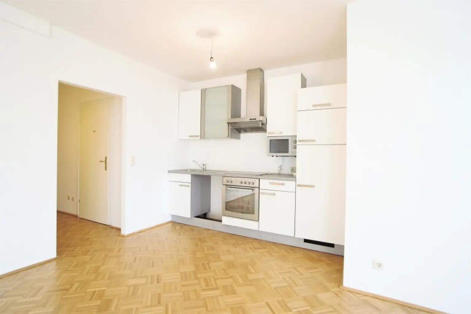 *Stilvolle Citywohnung direkt beim Naschmarkt* Ab 01.02.2026 verfügbar*