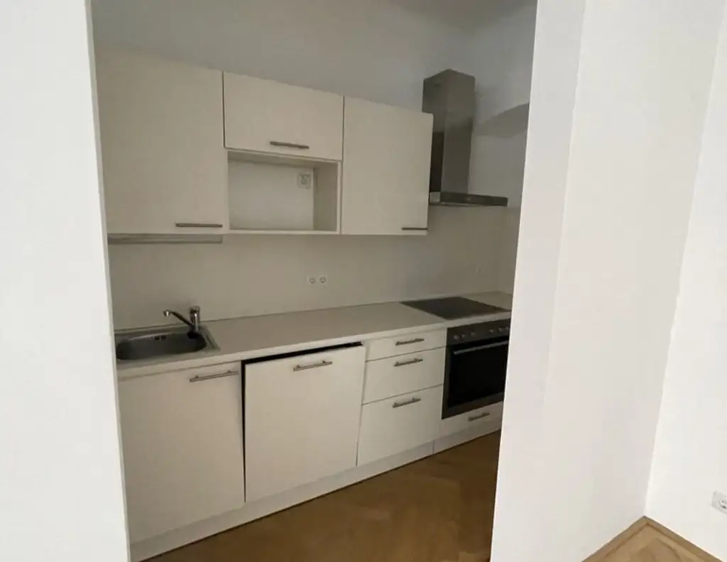 Attraktives Zinshaus im 1150 Wien mit großem Entwicklungspotenzial!