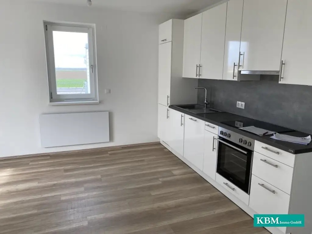 2 Zimmer mit großer Terrasse und sehr großem Garten inkl. Einbauküche im Tullnerfeld