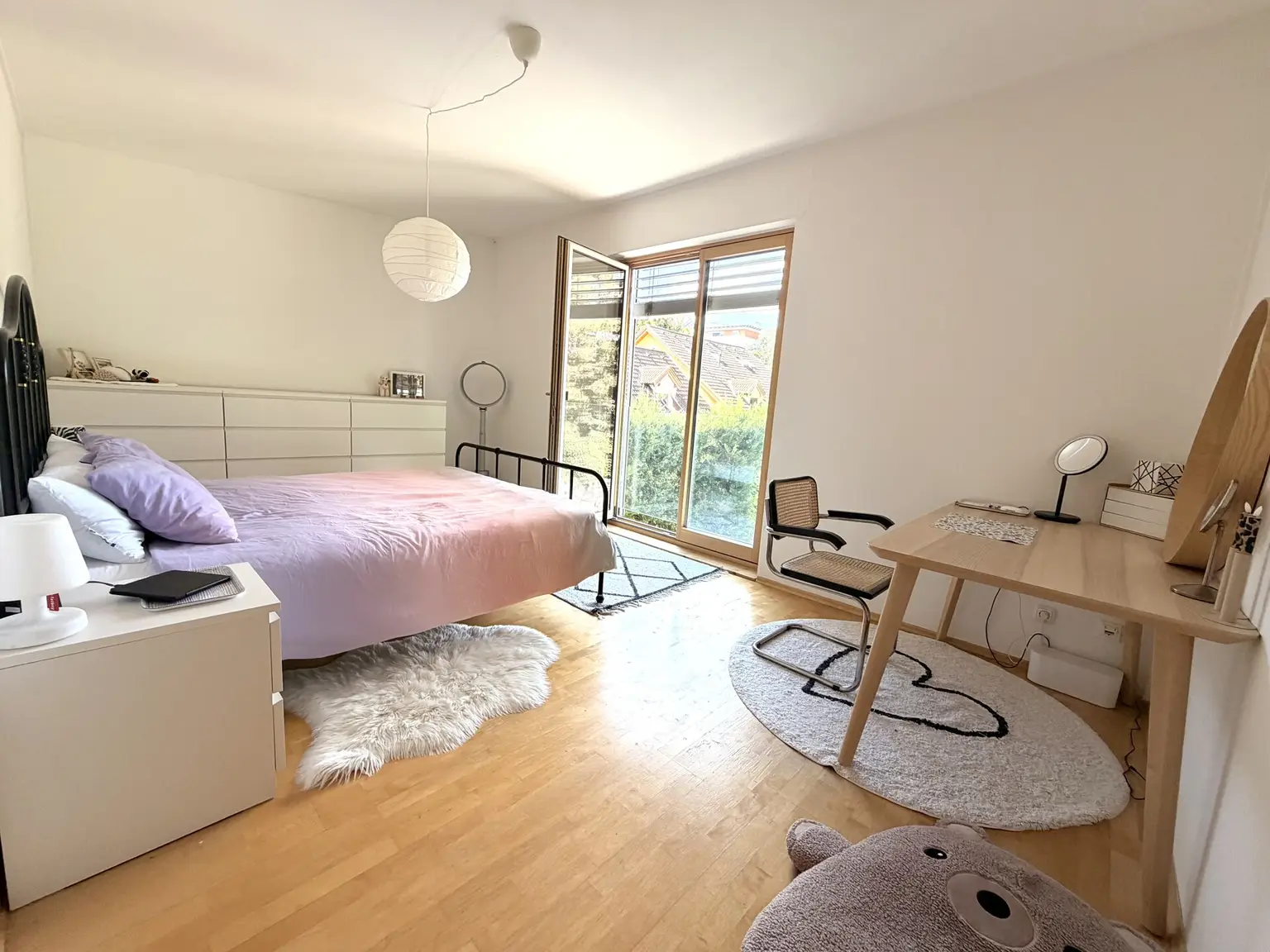 Schlafzimmer 1
