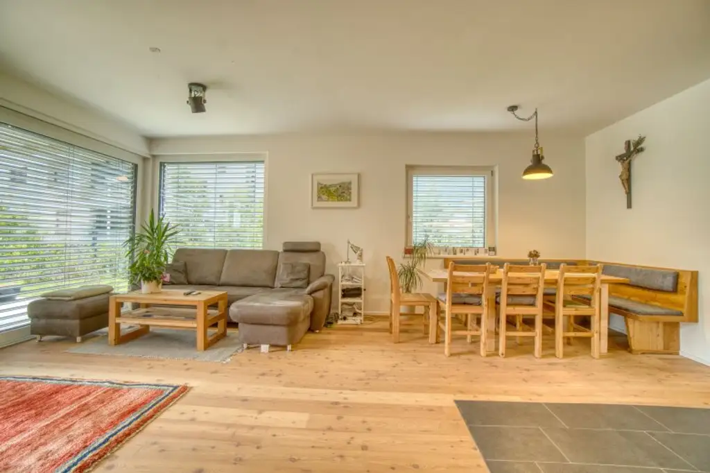 Alpiner Wohntraum in moderner Anlage – Lebensqualität in Schwaz, 3-Zimmer-Wohnung