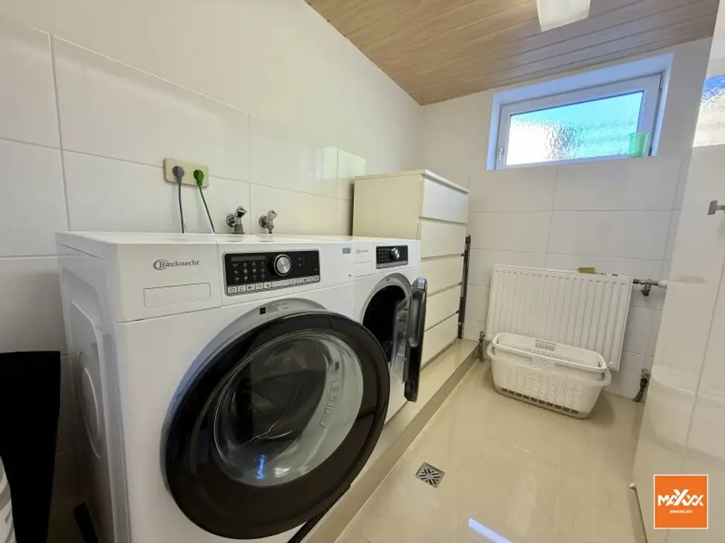 Provisionsfrei! Modernisiertes Einfamilienhaus mit 5 Zimmern & großem Keller!