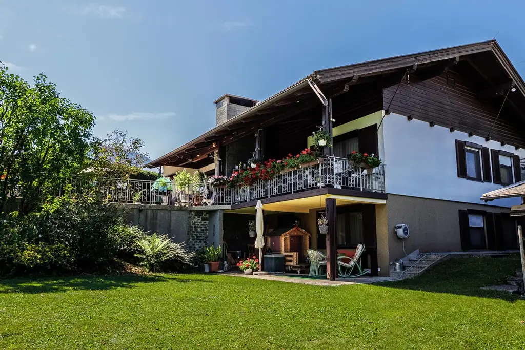 Traumlage über der Drau – Haus in Dragositschach
