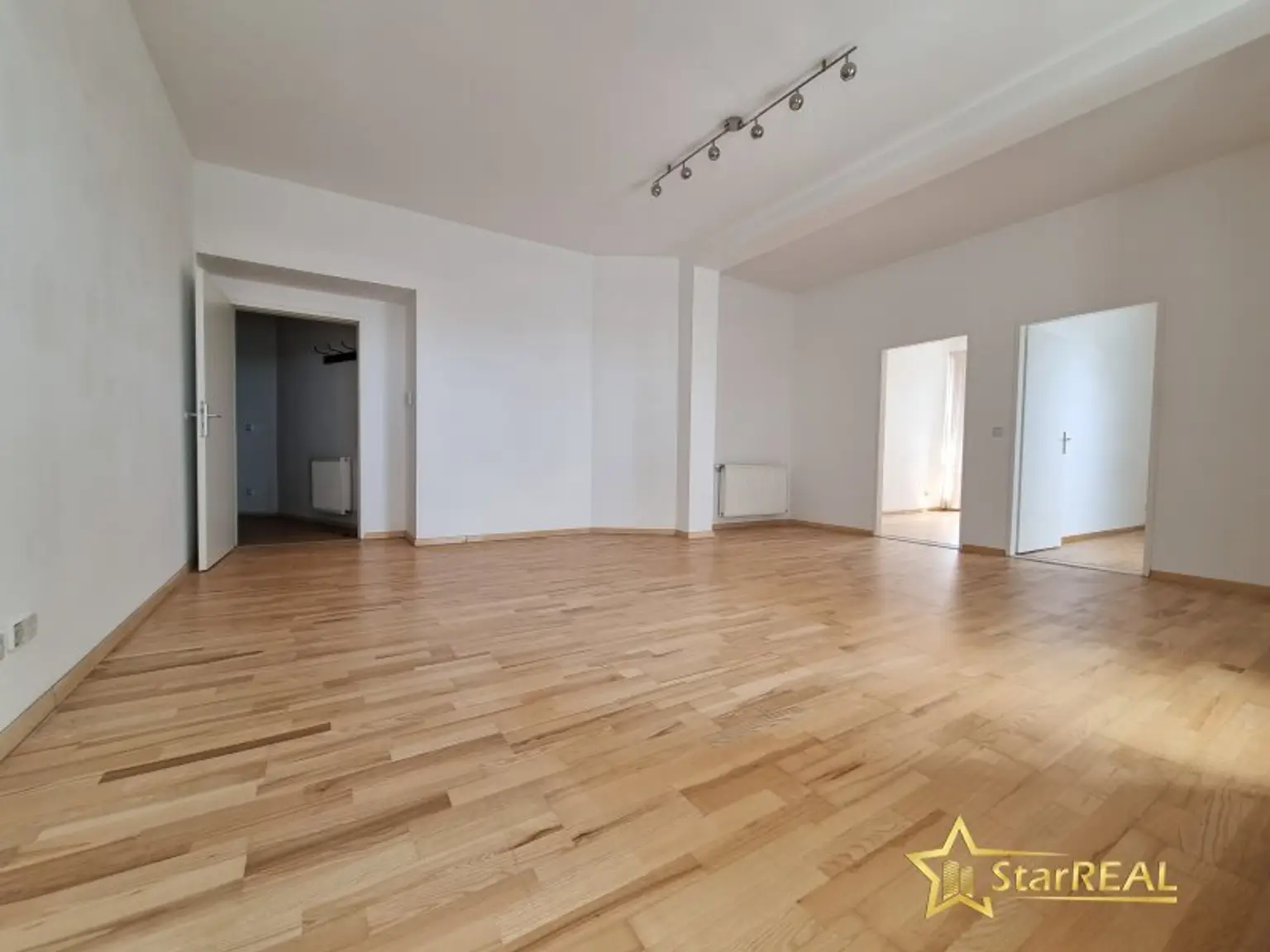 SENIORENWOHNUNG! UNBEFRISTETE HAUPTMIETE. NAHE U6 - BITTE SCHRIFTLICH ANFRAGEN!