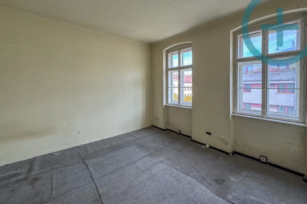 Sanierungsbedürftige Kleinwohnung für Anleger