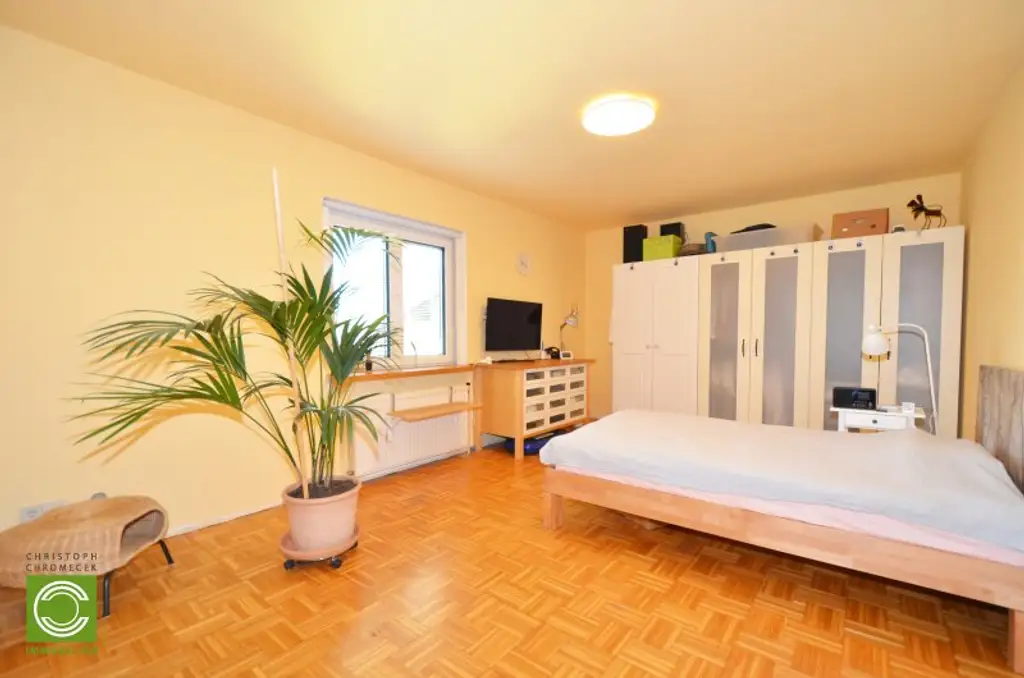 CHRISTOPH CHROMECEK IMMOBILIEN - PERCHTOLDSDORF - Wohnen und Arbeiten unter einem Dach!