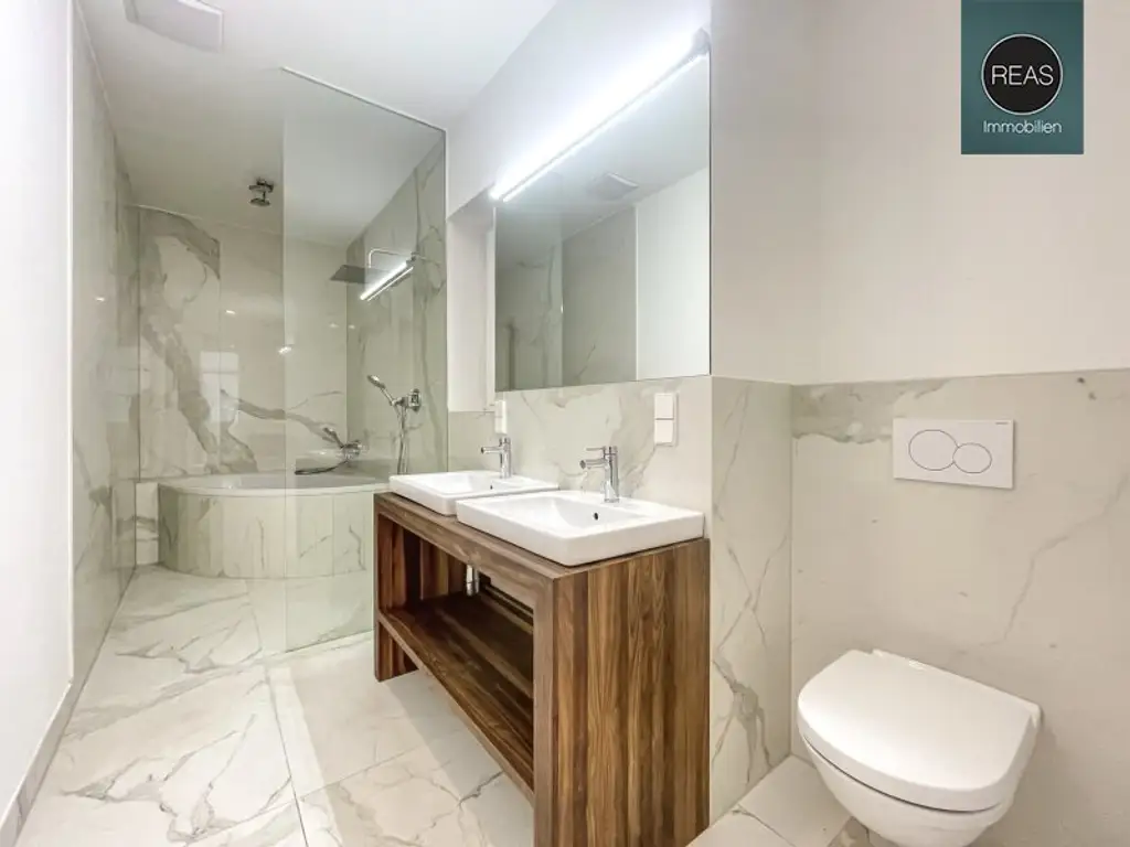 Attraktives Anlagepaket mit stabiler Rendite nahe Uno City!