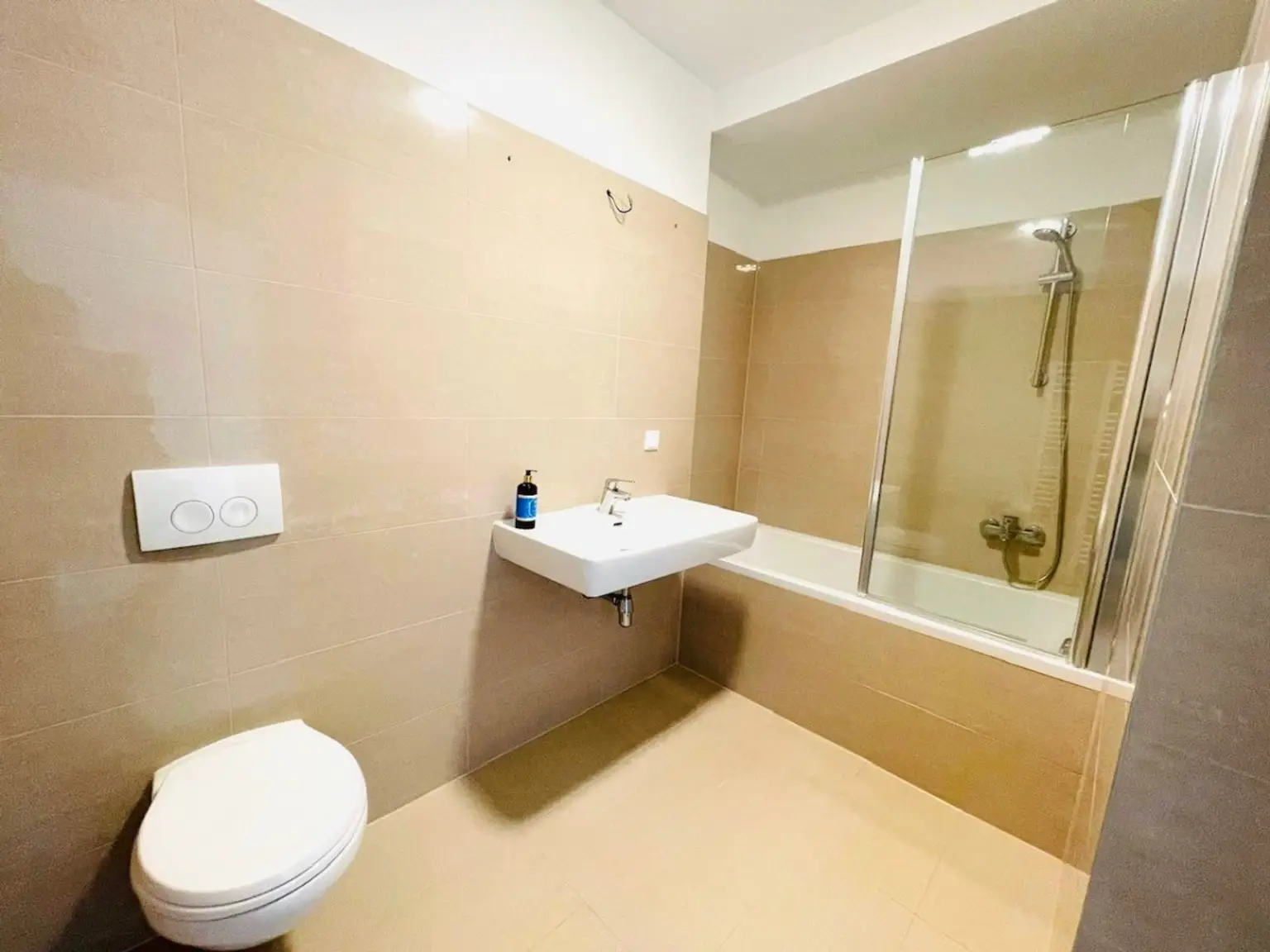 12 | ++ NEU ++ TRAUMWOHNUNG - DREI Zimmer, Küche & Terrasse | Prima Service Immobilien