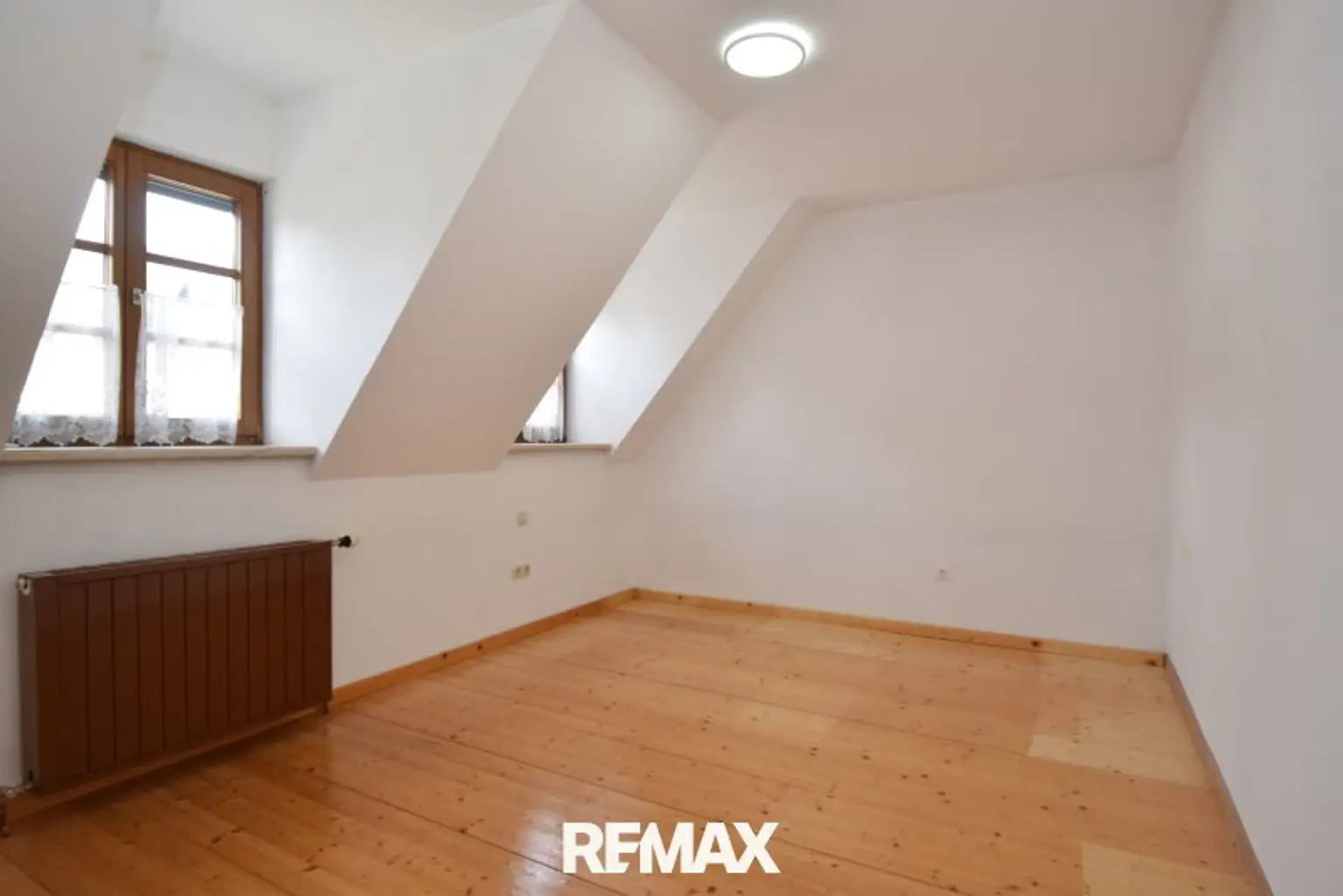 Zimmer im Dachgeschoß