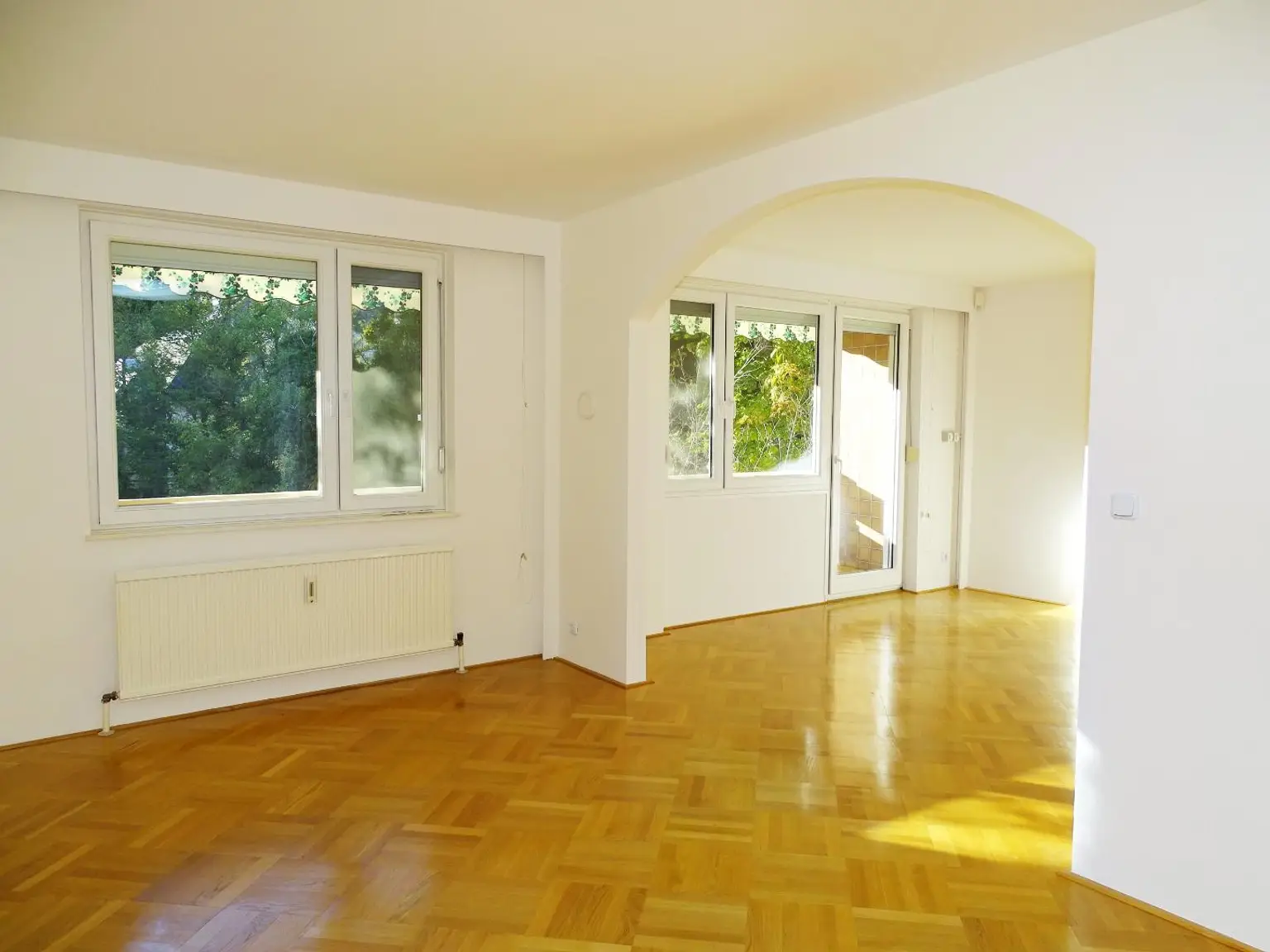 02. Ess- oder Arbeitszimmer