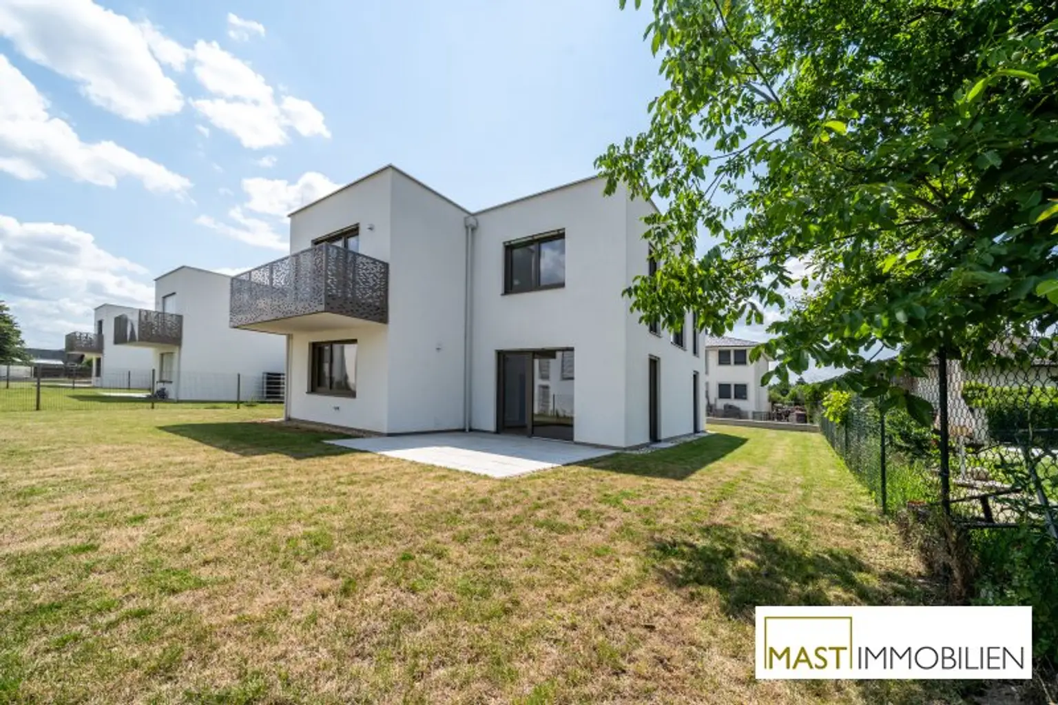 Exklusives 5-Zimmer Einfamilienhaus mit traumhaftem Garten