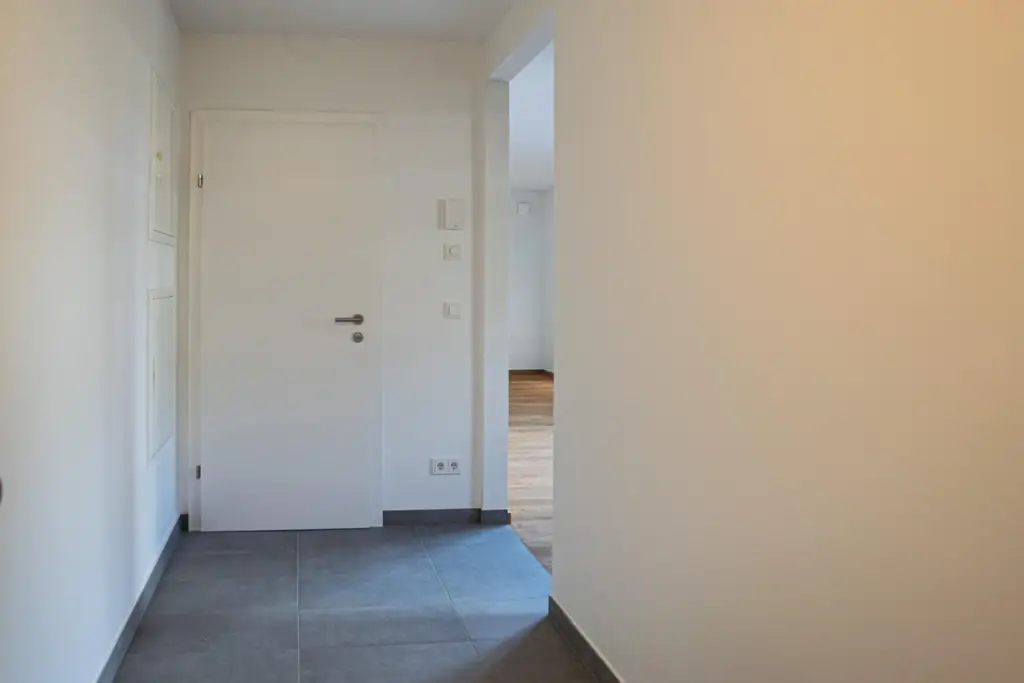 Provisionsfrei! Neubau - Teilmöblierte 2-Zimmer-EG Wohnung mit Terrasse und Garten