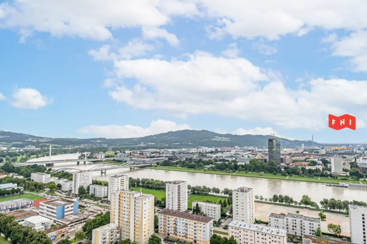 Bruckner Tower Linz - wohnen über den Dächern der Stadt