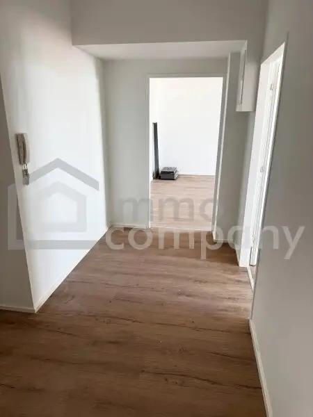 ERSTBEZUG nach Renovierung - DIREKT bei U1 - PROVISIONSFREI !!!