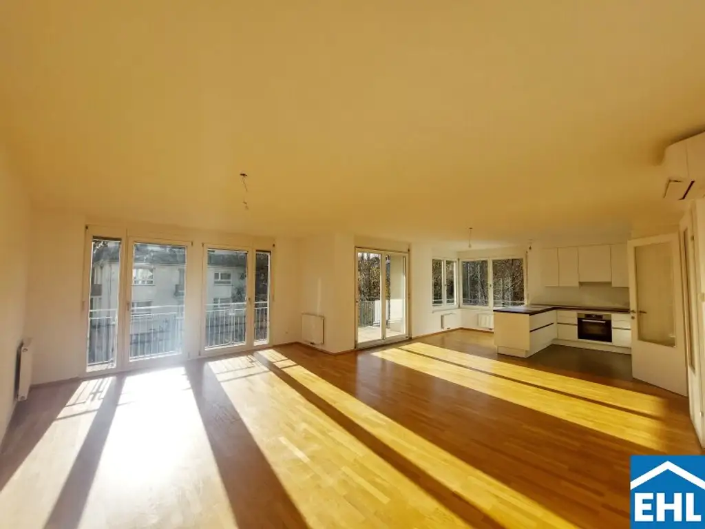 Großzügige 4 Zimmerwohnung mit Freiflächen am Kaasgraben