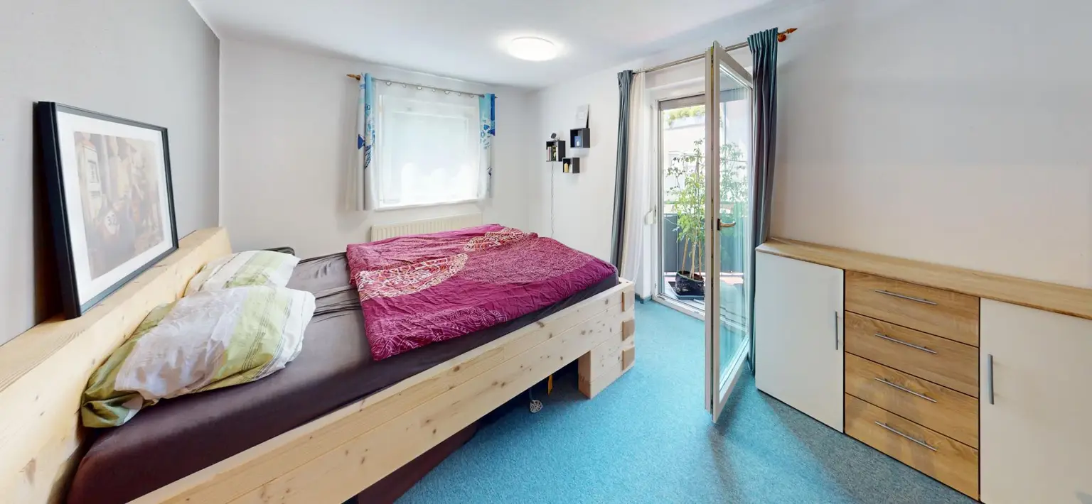 Platz für Leben und Leichtigkeit – Moderne 4-Zimmer Wohnung mit Südterrasse und Wintergarten!