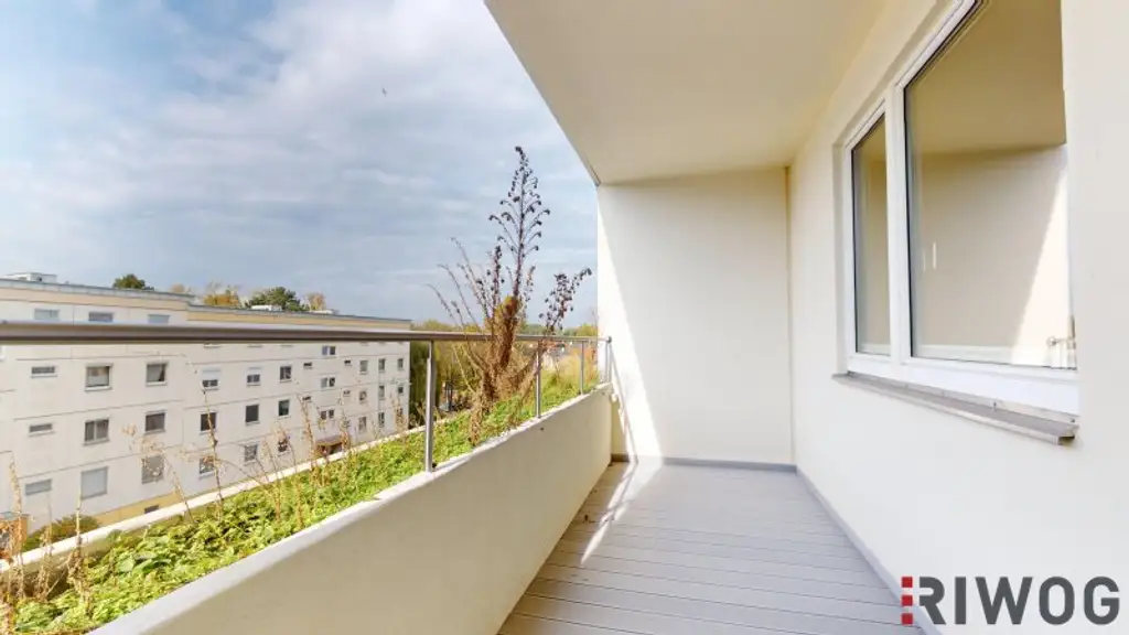 ERSTBEZUG nach Sanierung I 4 Zimmer Wohnung mit Loggia I Tischler Küche mit Siemens Geräte inklusive I Ruhelage I Naturpark Föhrenberge I 360° Rundgang