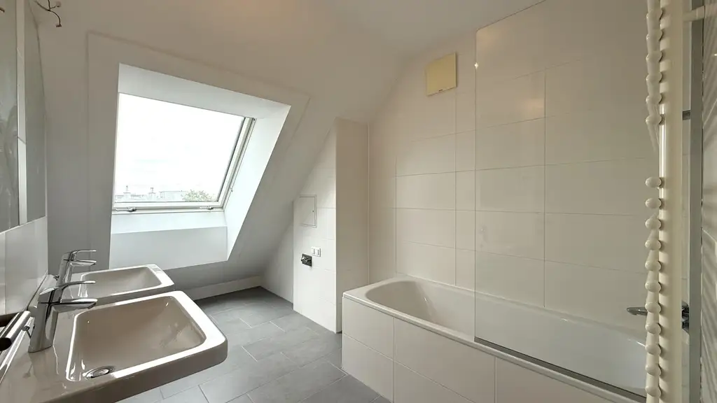 4-Zimmer-Neubauwohnung im 2. Dachgeschoß!  21,32m² Terrassenfläche mit Abendsonne!!