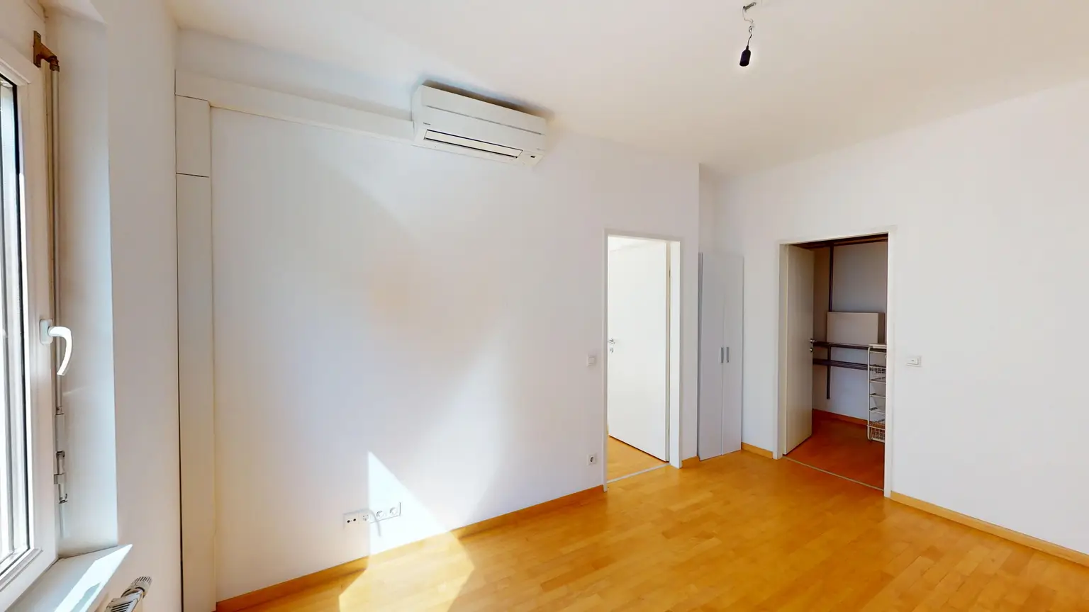 Döblinger Hauptstraße I Gartenwohnung mit Garage und Pool