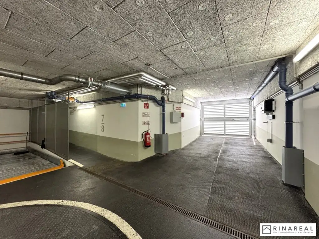 HUTWEIDENGASSE | Exklusives Penthouse mit traumhafter Dachterrasse | 3 Zimmer | ca. 99 m² Wohnfläche | teilmöbliert | zzgl. Duplex-Stellplatz