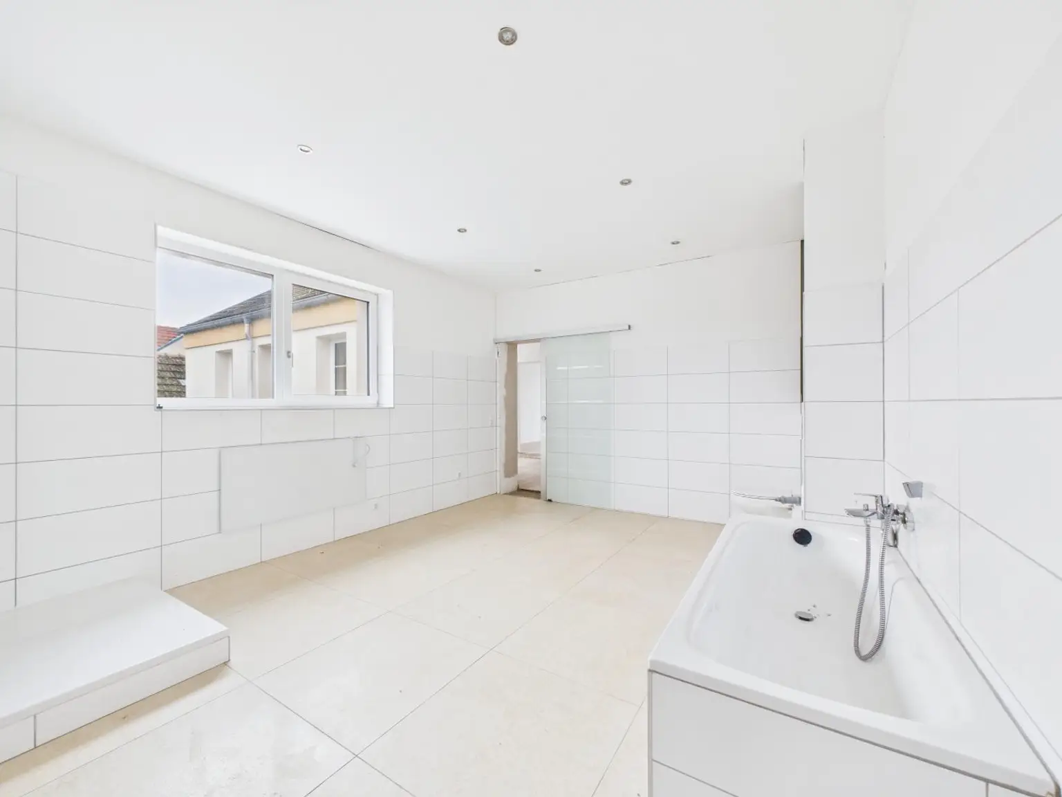 15. Top 2 Badezimmer