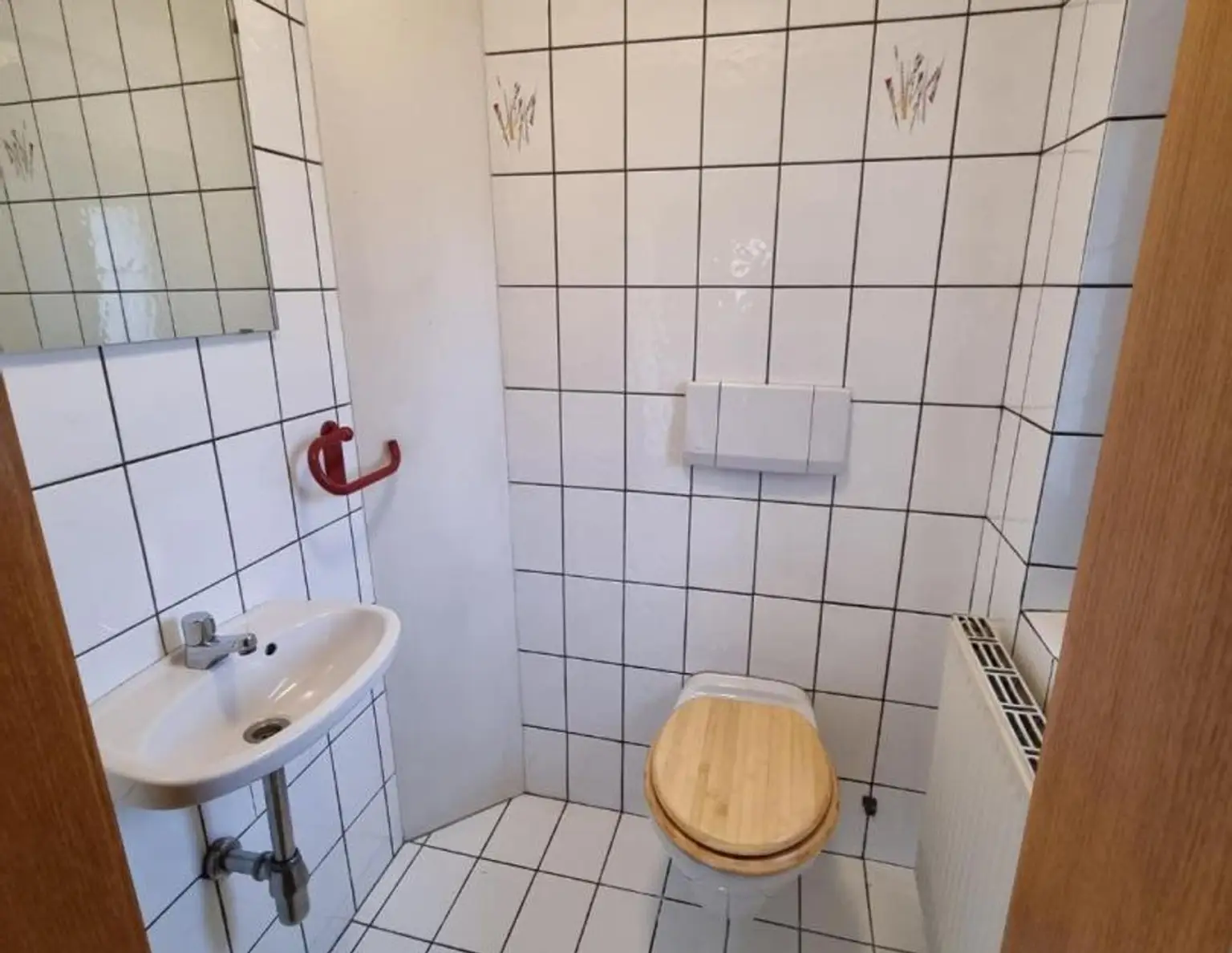 Helle 2-Zimmer-Terrassen-Wohnung mit allg. Garten!