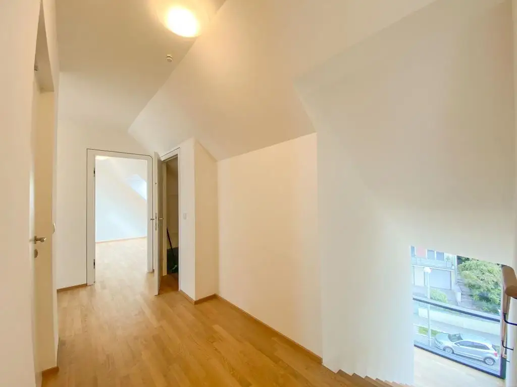 Penthouse mit Weitblick für gehobene Ansprüche // Pentzhouse with views for high demands //