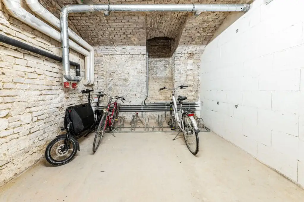 Erstbezug! Großartige 3-Zimmer-Maisonette mit Dachterrasse nahe Rochusmarkt zu vermieten!