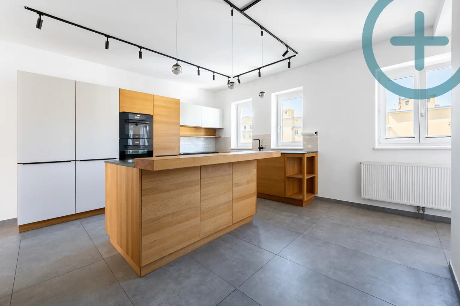 DG-WEITBLICK MIT 2 TERRASSEN UND TRAUMKÜCHE