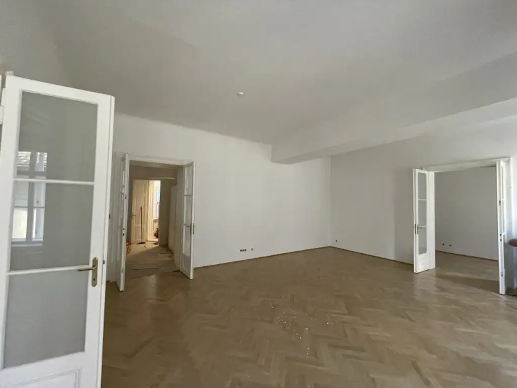 162 m² LUXURIÖSER ALTBAU -- GENERALSANIERT -- NEBEN GRABEN -- UNBEFRISTET!
