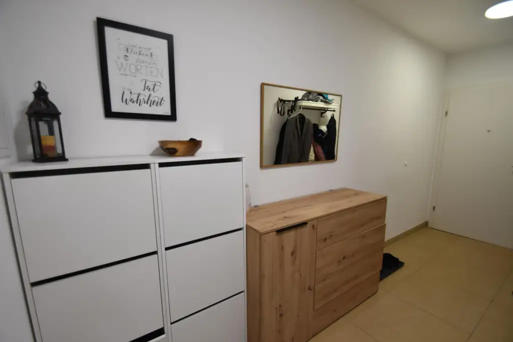 Moderne und barrierefreie Wohnung - mit Garten und Carportstellplatz