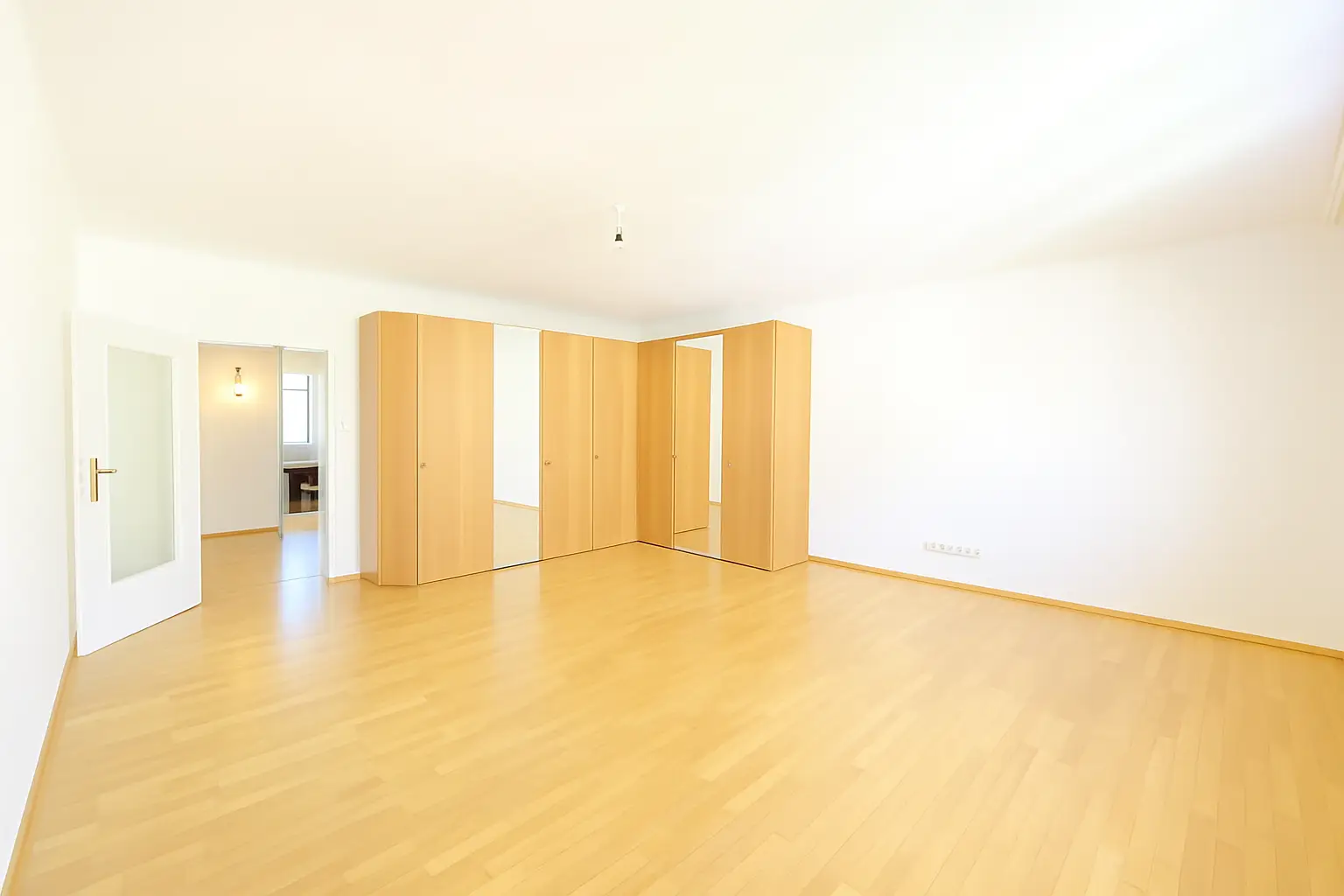 Schlafzimmer westseitig