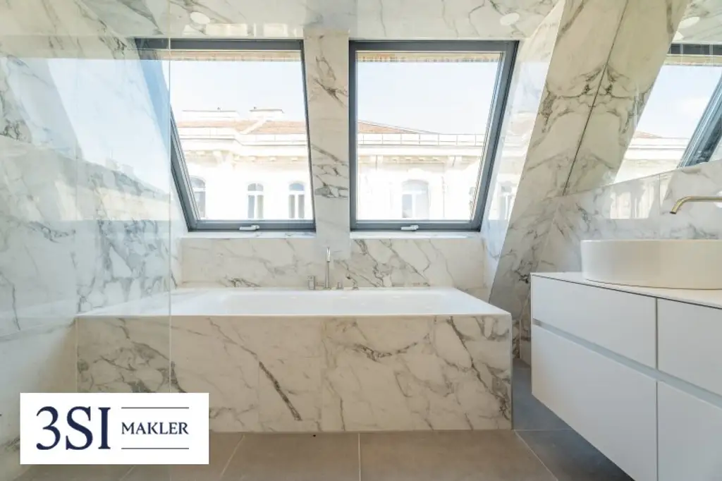 Ein Zuhause zum Wohlfühlen – lichtdurchflutete Dachgeschosswohnung mit Loggia