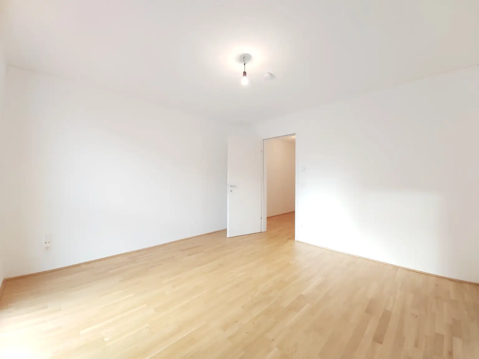 Schlafzimmer III