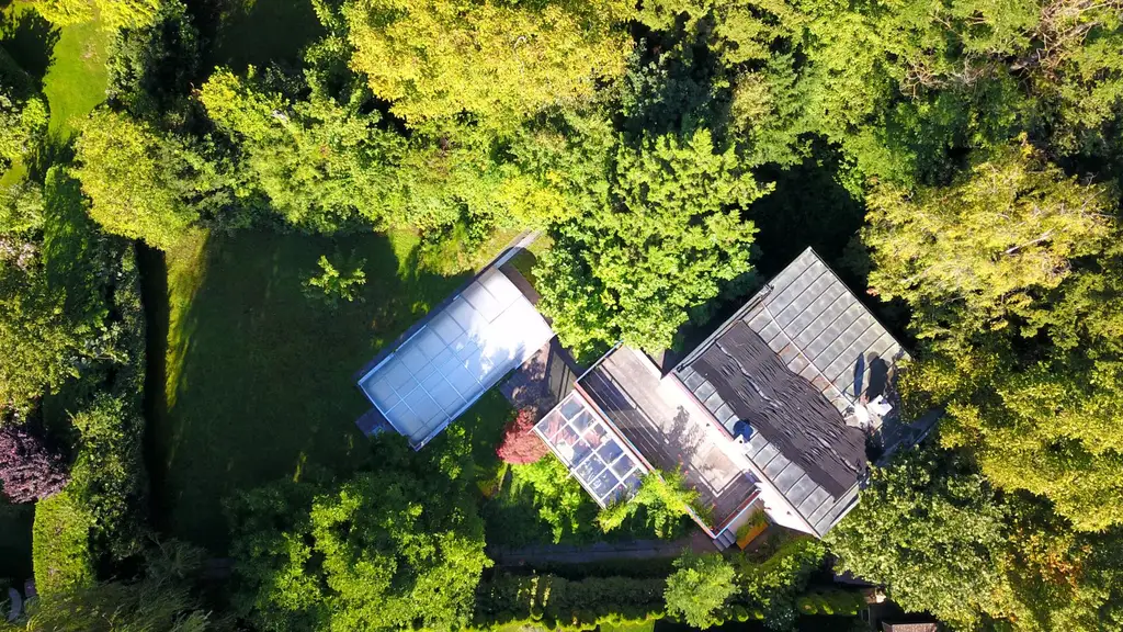 Traumhaftes Gartenparadies in Maurer BESTLAGE